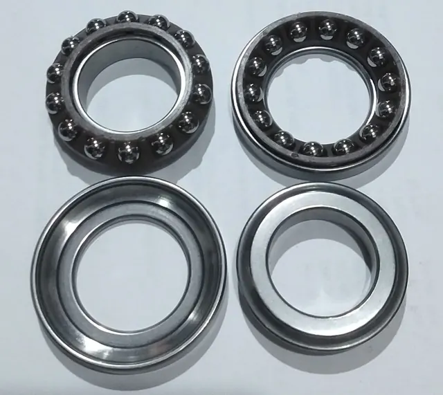 Ball racer cone set with bearings